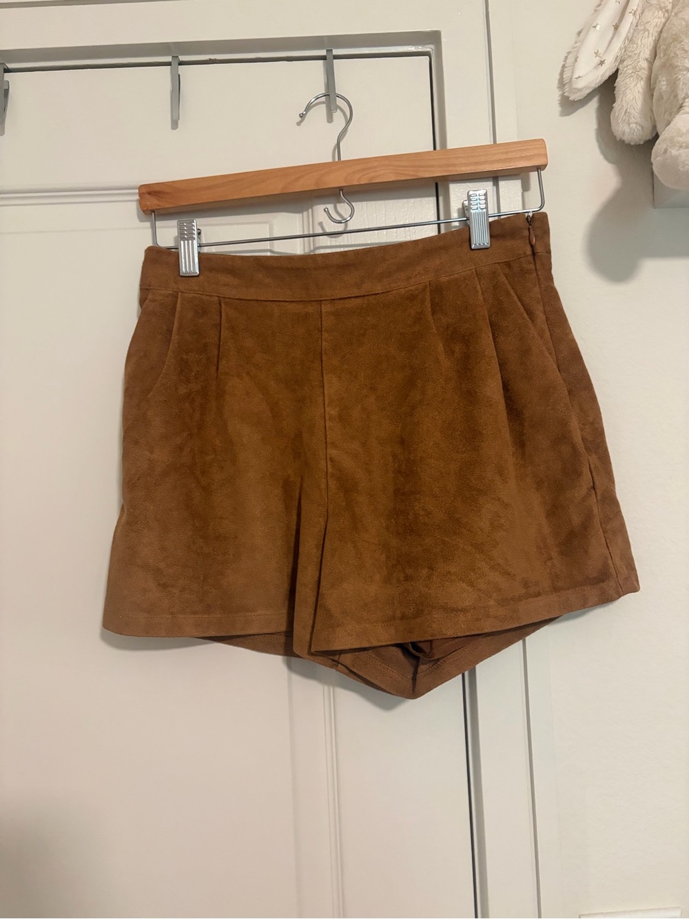 She and Sky Brown Faux Suede Pleated Skort